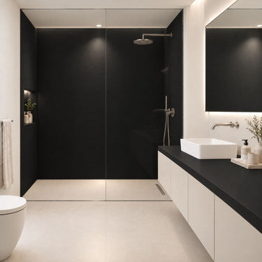 Black matte Silk interieurfolie als douchewand en badmeubel in badkamer