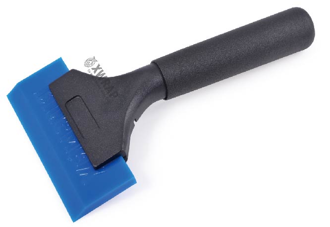 https://www.xwrapshop.com/products/blue-max-squeegee-lang-handvat?_pos=1&_psq=max&_ss=e&_v=1.0